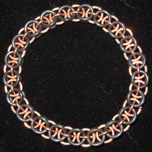 CHAINMAIL STRETCH BRACELET - BYZANTINE WEAVE